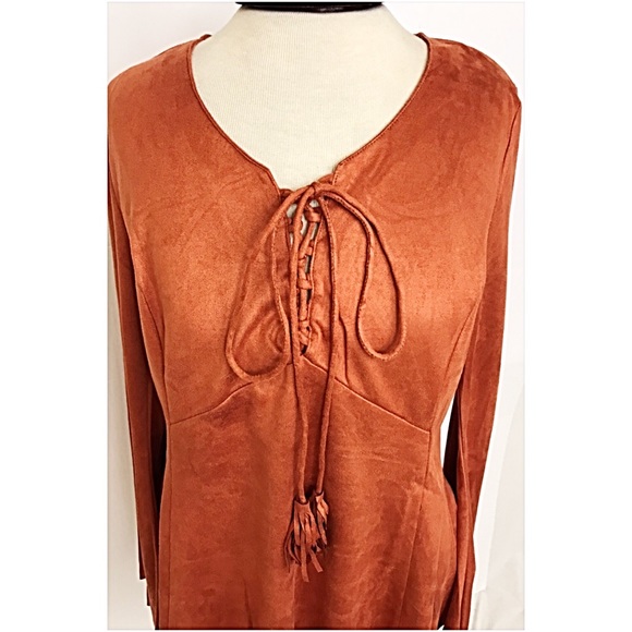 ‼️SALE Beautiful Boho Suede BellSleeve Top S - Picture 4 of 5